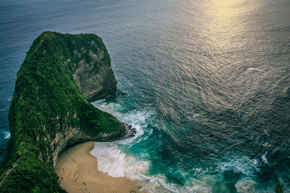 Bali Family Adventure — Waterfalls & Water Sports