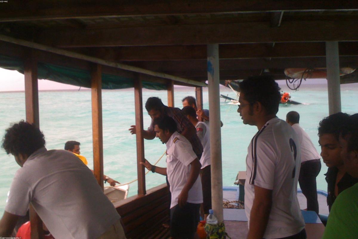 Maldives Overwater Honeymoon — photograph 3